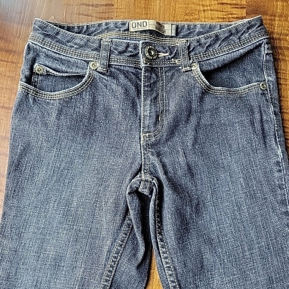 OLD NAVY HIPSTER BOOT CUT JEANS - Picture 1 of 9